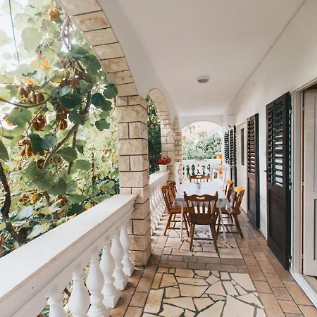 Radic - Affordable By The Trogir