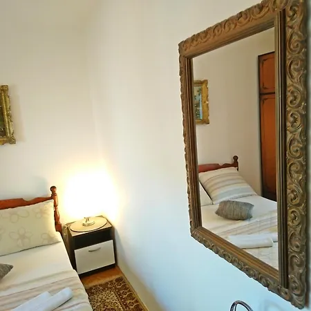 Radic - Affordable By The Apartament *