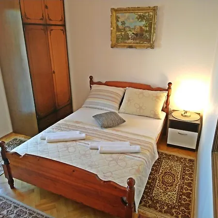 Radic - Affordable By The Apartament *